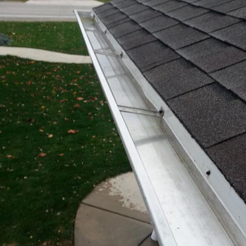 3 Reasons Fall Is The Most Important Time For Gutter Cleaning