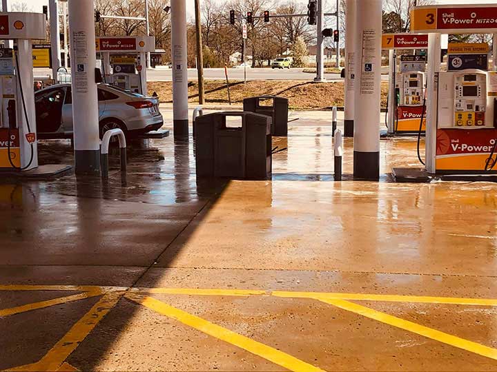 Commercial Pressure Washing